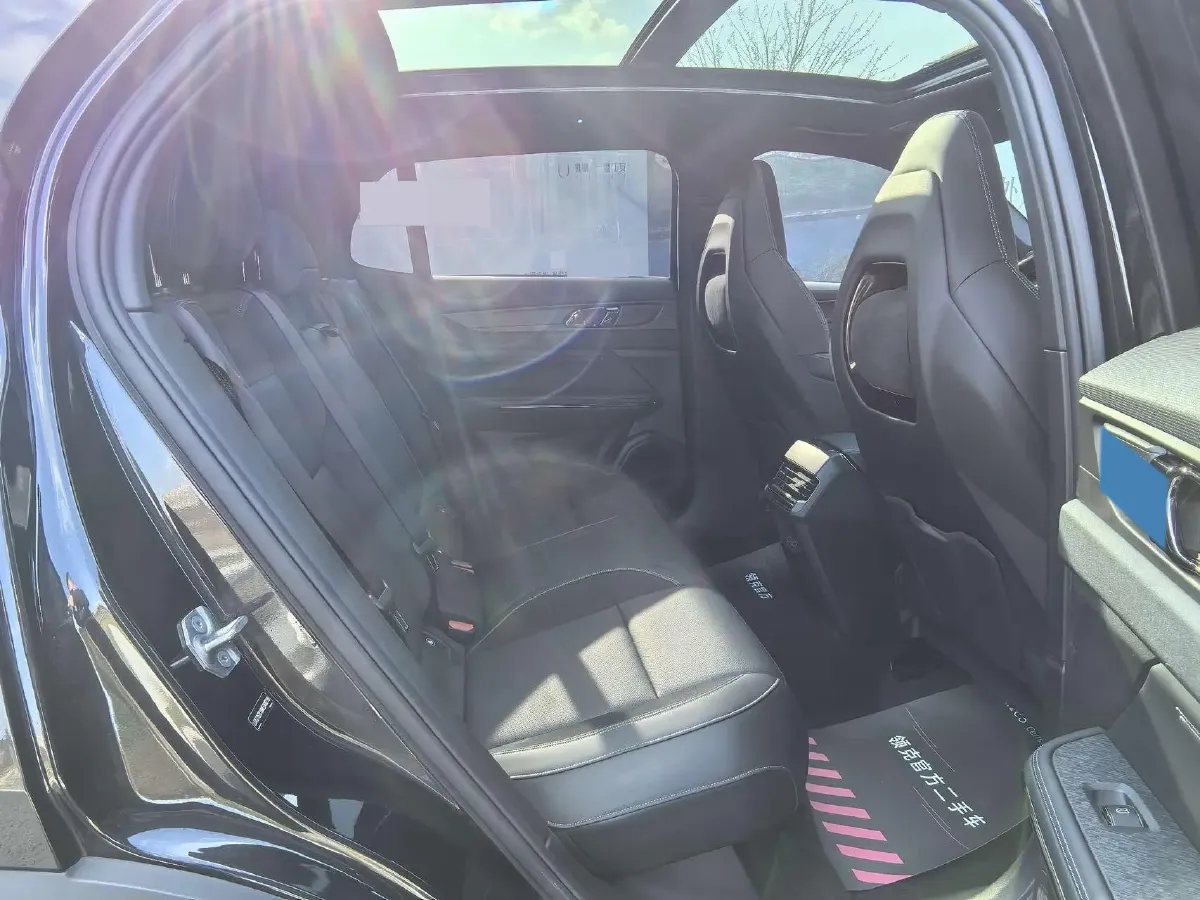 2021 LYNK&CO 01 2.0T 254HP L4 8AT,autocango,china used car exporter,china ev exporter,chinese used car exporter,chinese used ev exporter