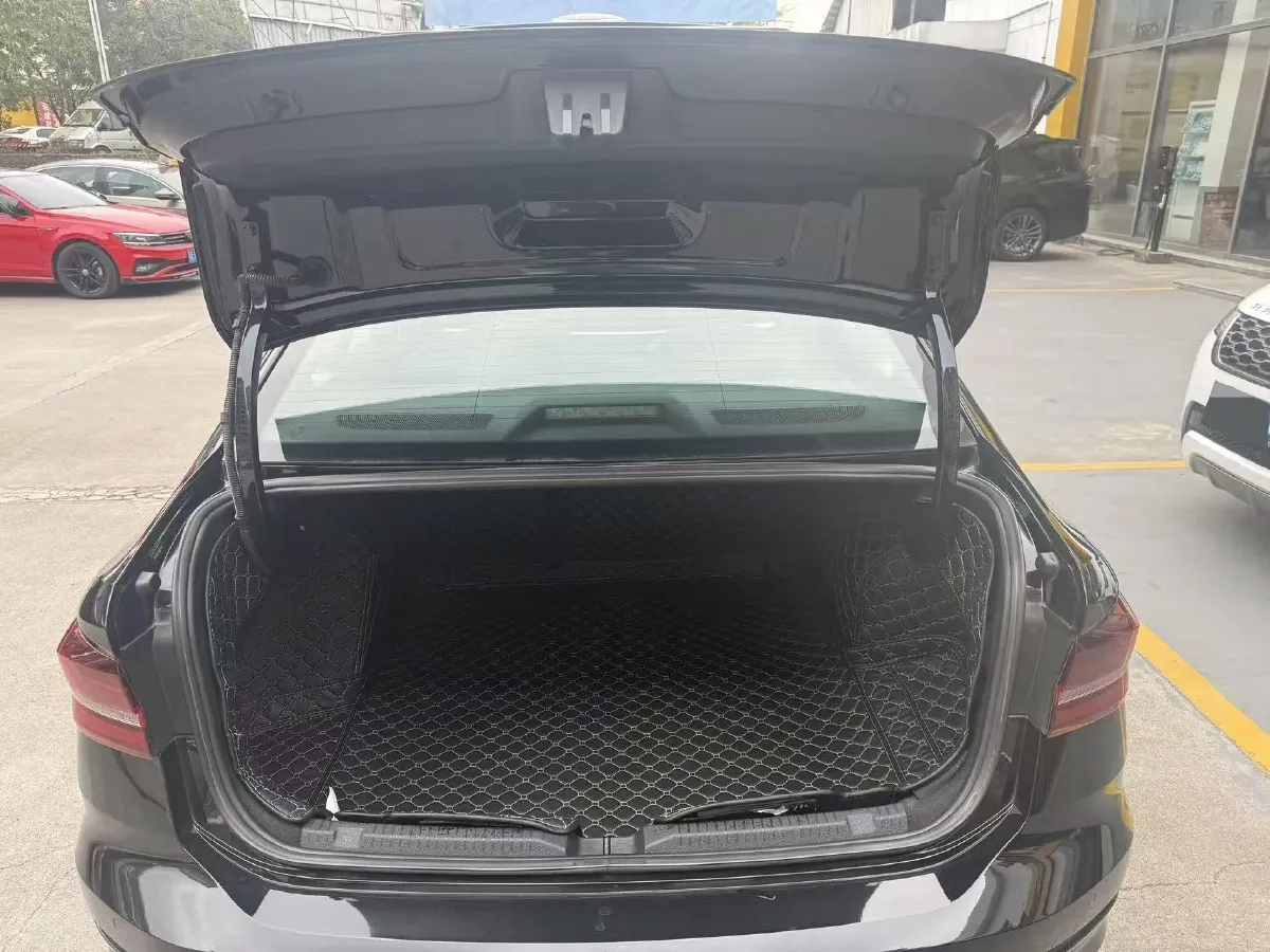 2021 Volkswagen Lavida 1.5L 113HP L4 6AT,autocango,china used car exporter,china ev exporter,chinese used car exporter,chinese used ev exporter