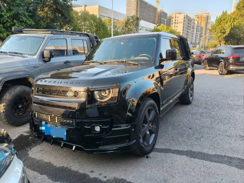 2023 Land Rover Defender 3.0T 400HP L6 8AT,autocango,china used car exporter,china ev exporter,chinese used car exporter,chinese used ev exporter