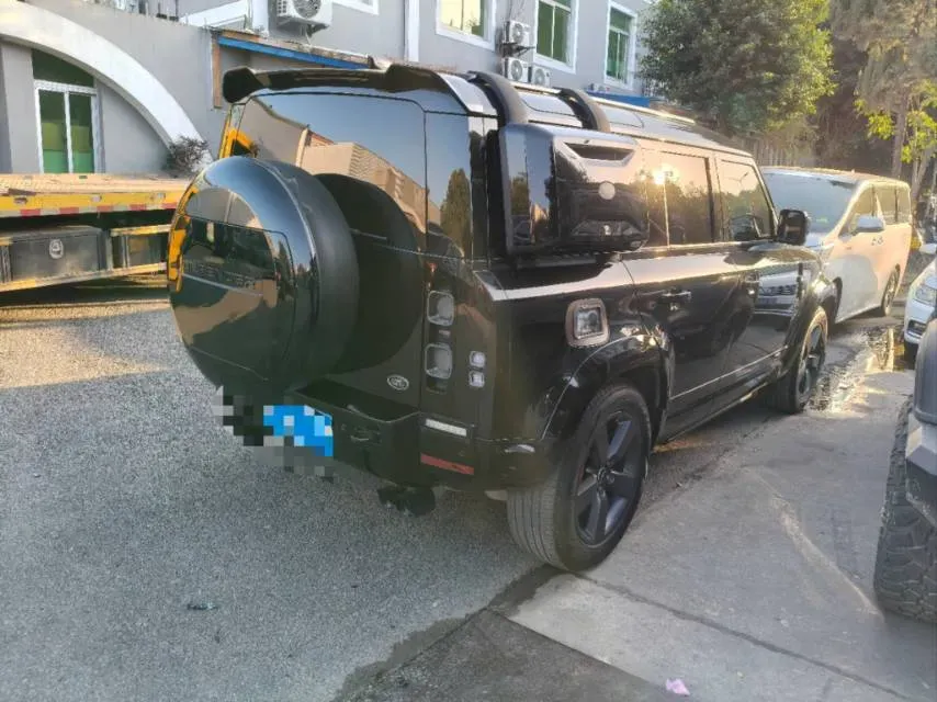 2023 Land Rover Defender 3.0T 400HP L6 8AT,autocango,china used car exporter,china ev exporter,chinese used car exporter,chinese used ev exporter