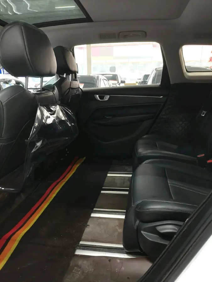 2020 WuLing KaiJie 1.5T 147HP L4 CVT,autocango,china used car exporter,china ev exporter,chinese used car exporter,chinese used ev exporter