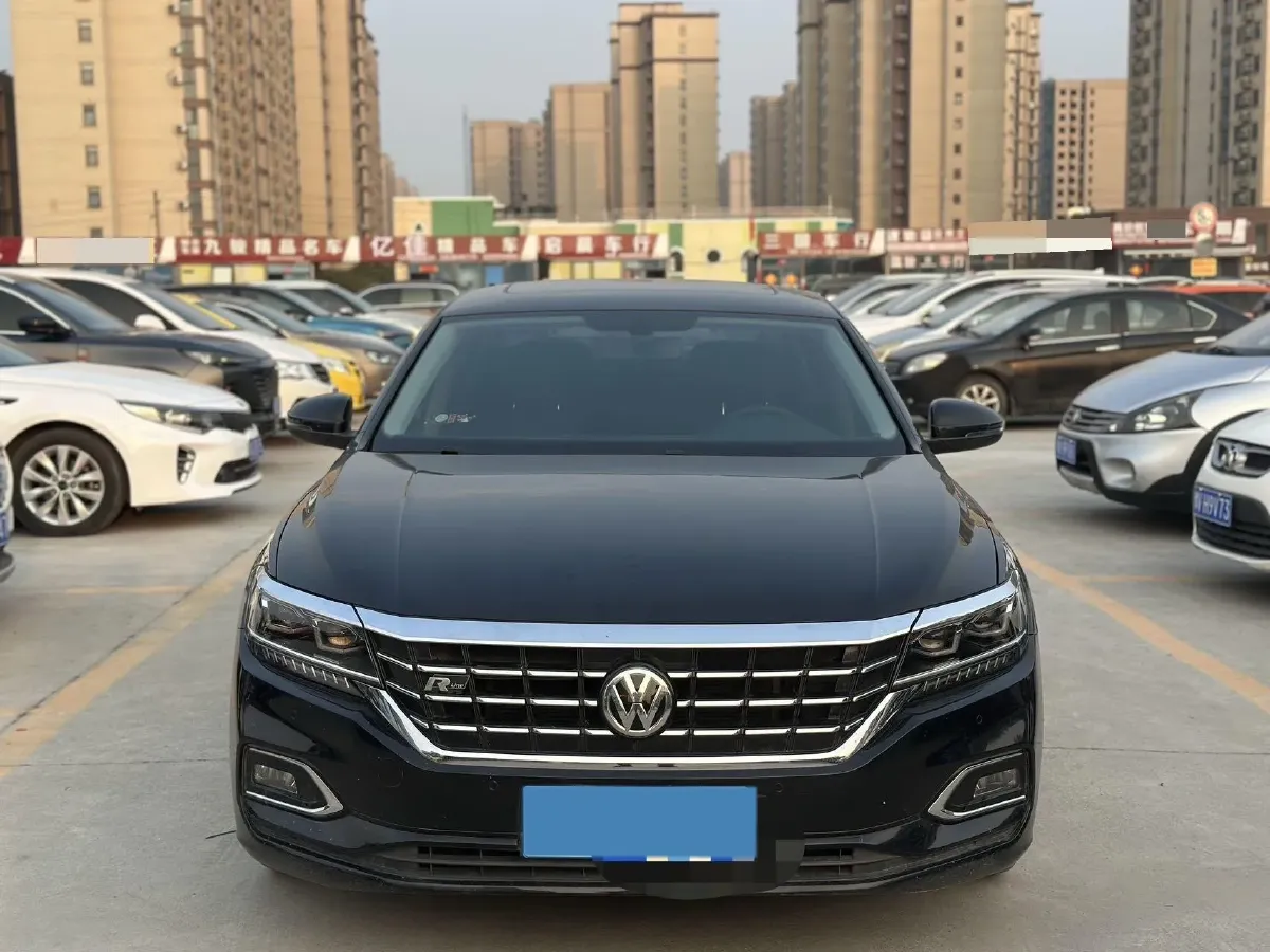 2019 Volvo V40 1.5T 152HP L4 6AT,autocango,china used car exporter,china ev exporter,chinese used car exporter,chinese used ev exporter