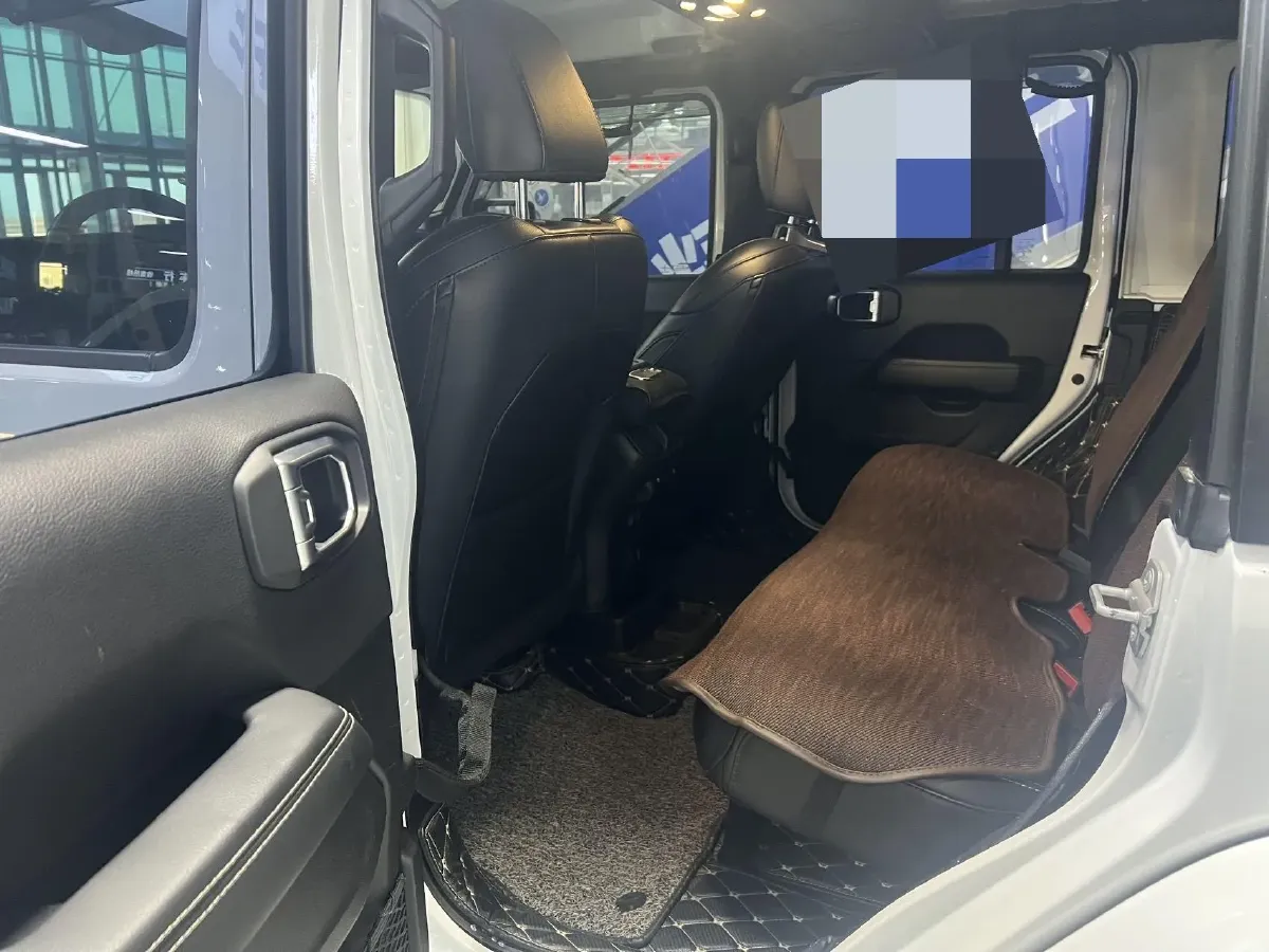 2019 Jeep Wrangler 2.0T 266HP L4 8AT,autocango,china used car exporter,china ev exporter,chinese used car exporter,chinese used ev exporter