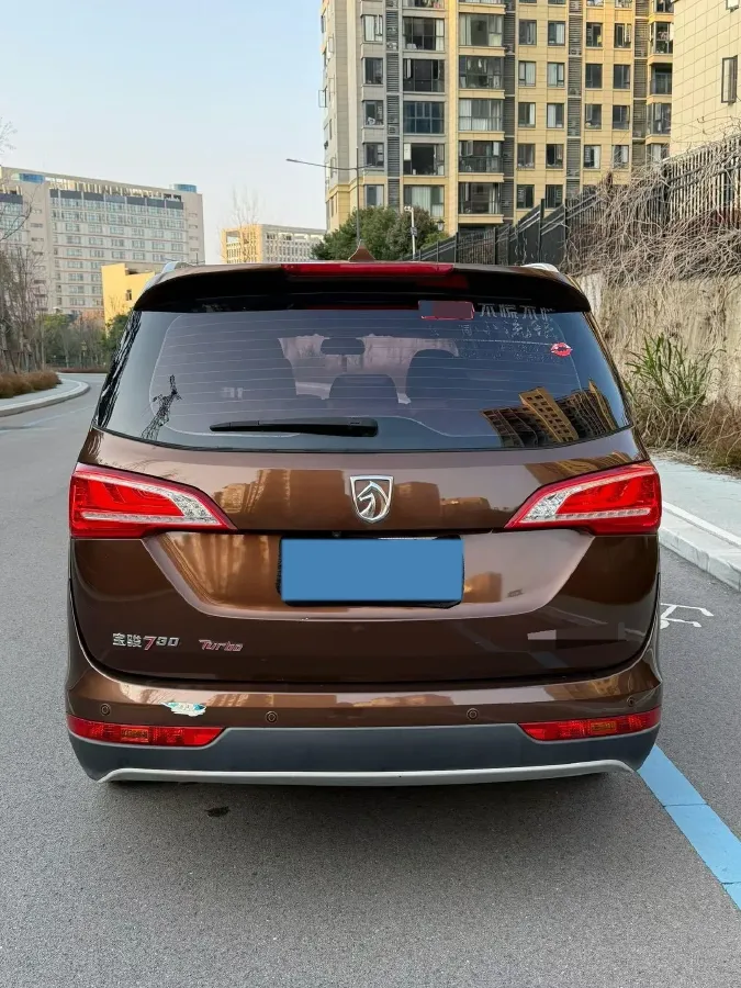2017 BaoJun 730 1.5T 150HP L4 6DCT,autocango,china used car exporter,china ev exporter,chinese used car exporter,chinese used ev exporter