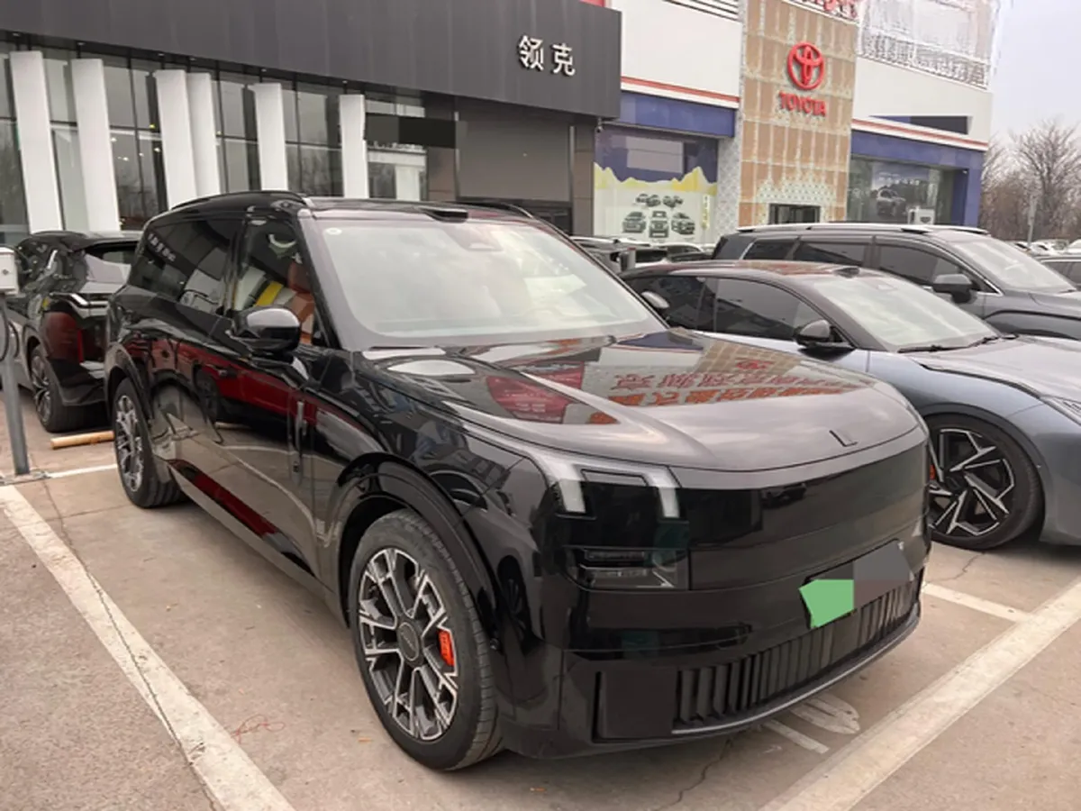 2025 LYNK&CO 900 1.5T 190HP L4 3DHT PHEV 43.3KWH,autocango,china used car exporter,china ev exporter,chinese used car exporter,chinese used ev exporter