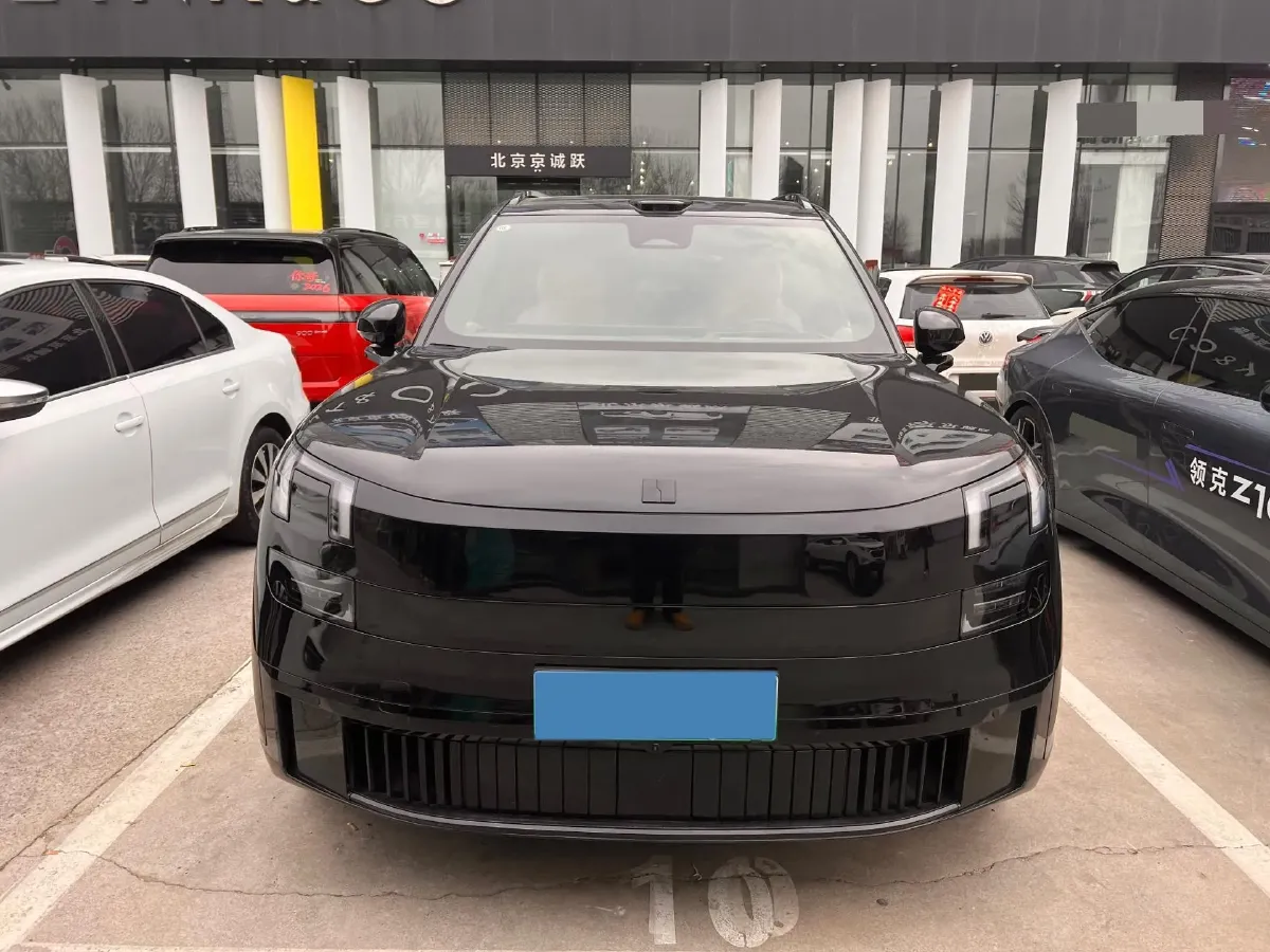 2025 LYNK&CO 900 1.5T 190HP L4 3DHT PHEV 43.3KWH,autocango,china used car exporter,china ev exporter,chinese used car exporter,chinese used ev exporter