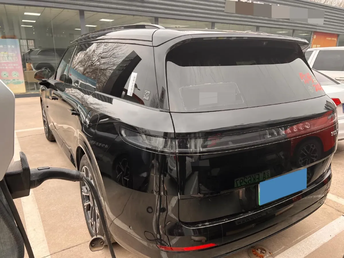 2025 LYNK&CO 900 1.5T 190HP L4 3DHT PHEV 43.3KWH,autocango,china used car exporter,china ev exporter,chinese used car exporter,chinese used ev exporter