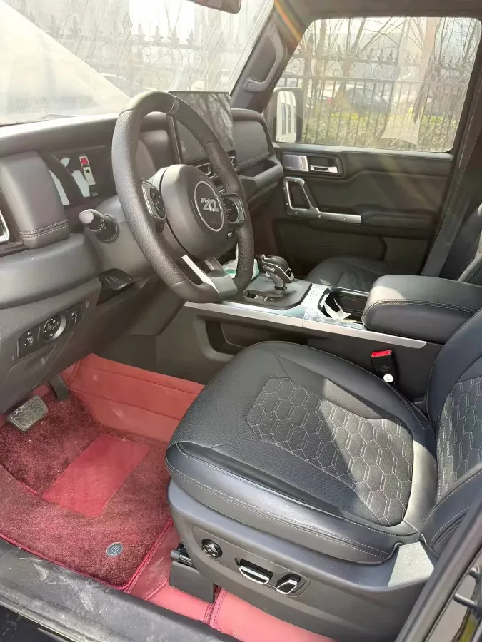 2025 212 212 T01 2.0T 252HP L4 8AT,autocango,china used car exporter,china ev exporter,chinese used car exporter,chinese used ev exporter