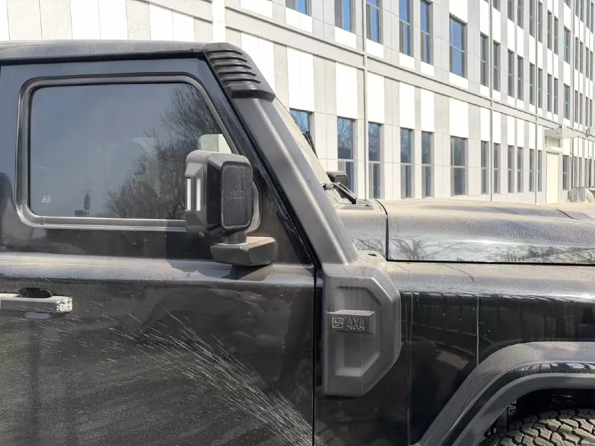 2025 212 212 T01 2.0T 252HP L4 8AT,autocango,china used car exporter,china ev exporter,chinese used car exporter,chinese used ev exporter