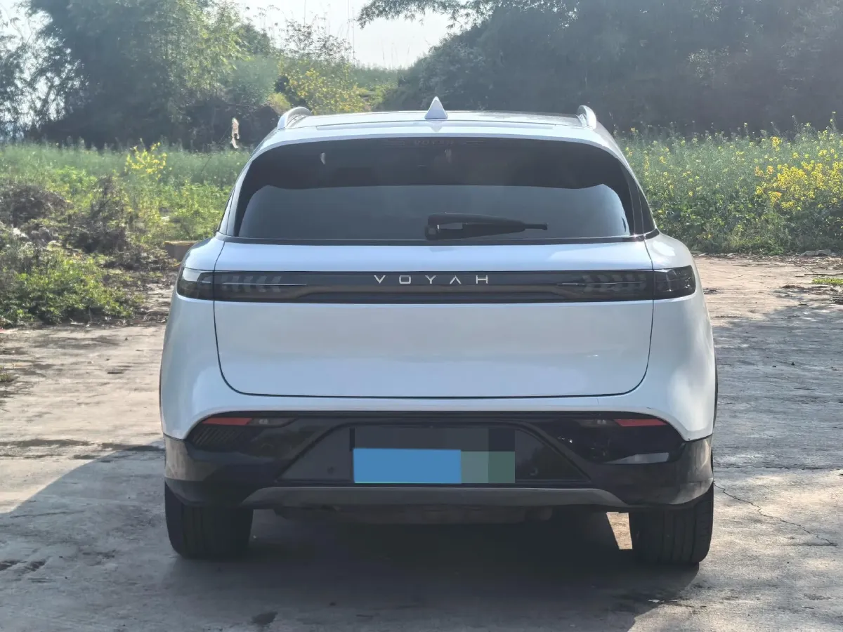2021 Voyah FREE Range Extended 109HP REEV 33KWH,autocango,china used car exporter,china ev exporter,chinese used car exporter,chinese used ev exporter