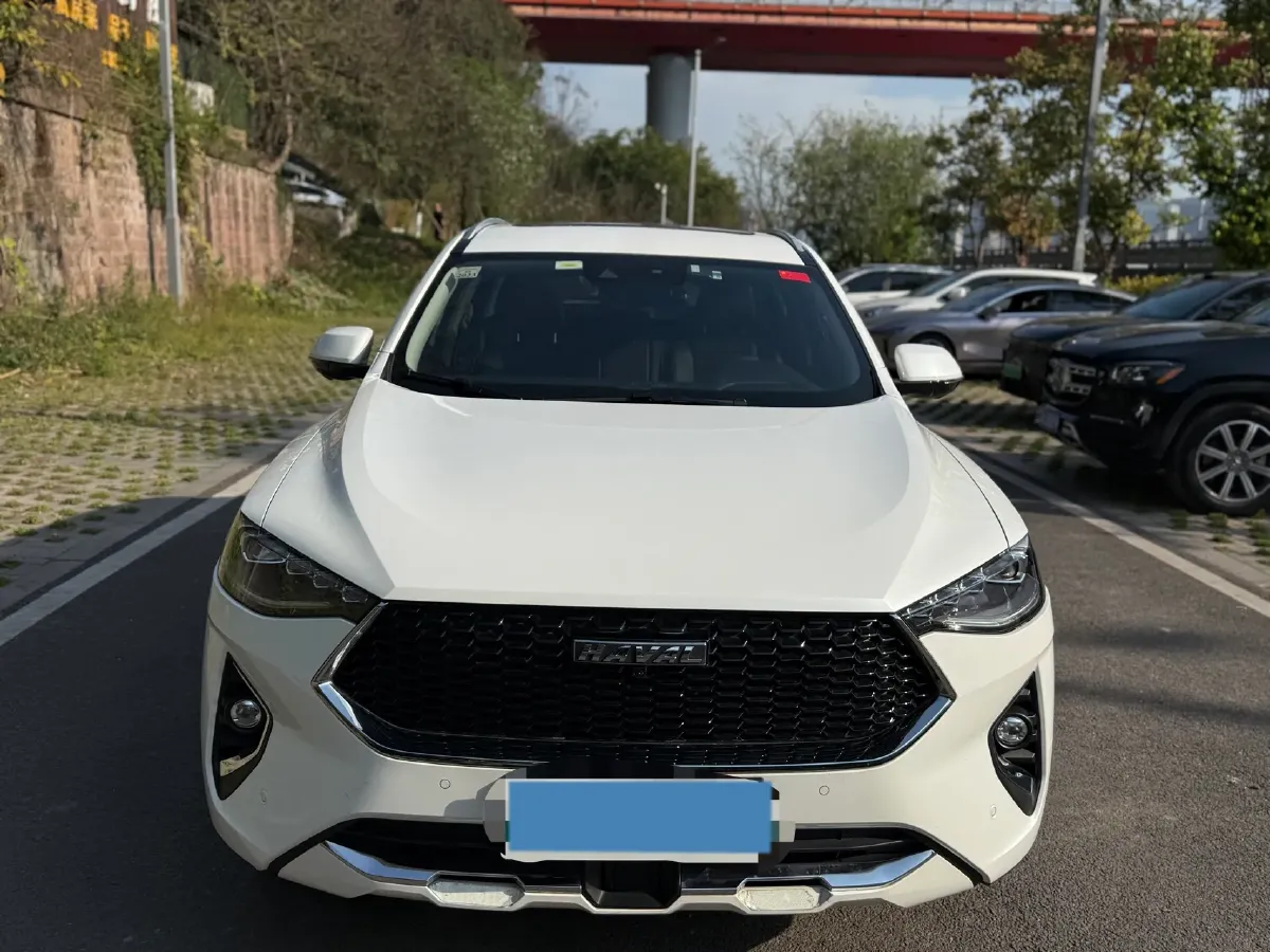 2019 Haval F7 2.0T 197HP L4 7DCT,autocango,china used car exporter,china ev exporter,chinese used car exporter,chinese used ev exporter