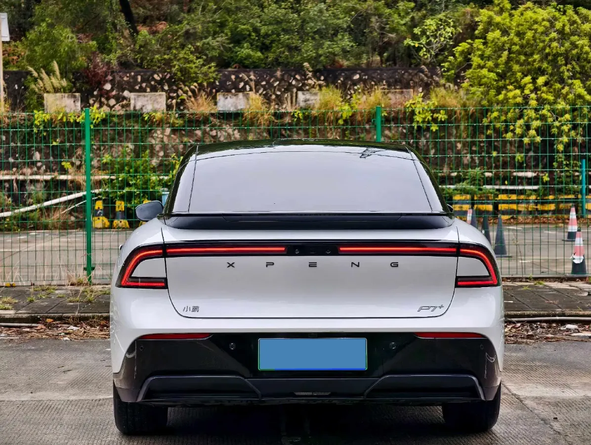 2024 Xpeng P7+ BEV 76.3KWH,autocango,china used car exporter,china ev exporter,chinese used car exporter,chinese used ev exporter