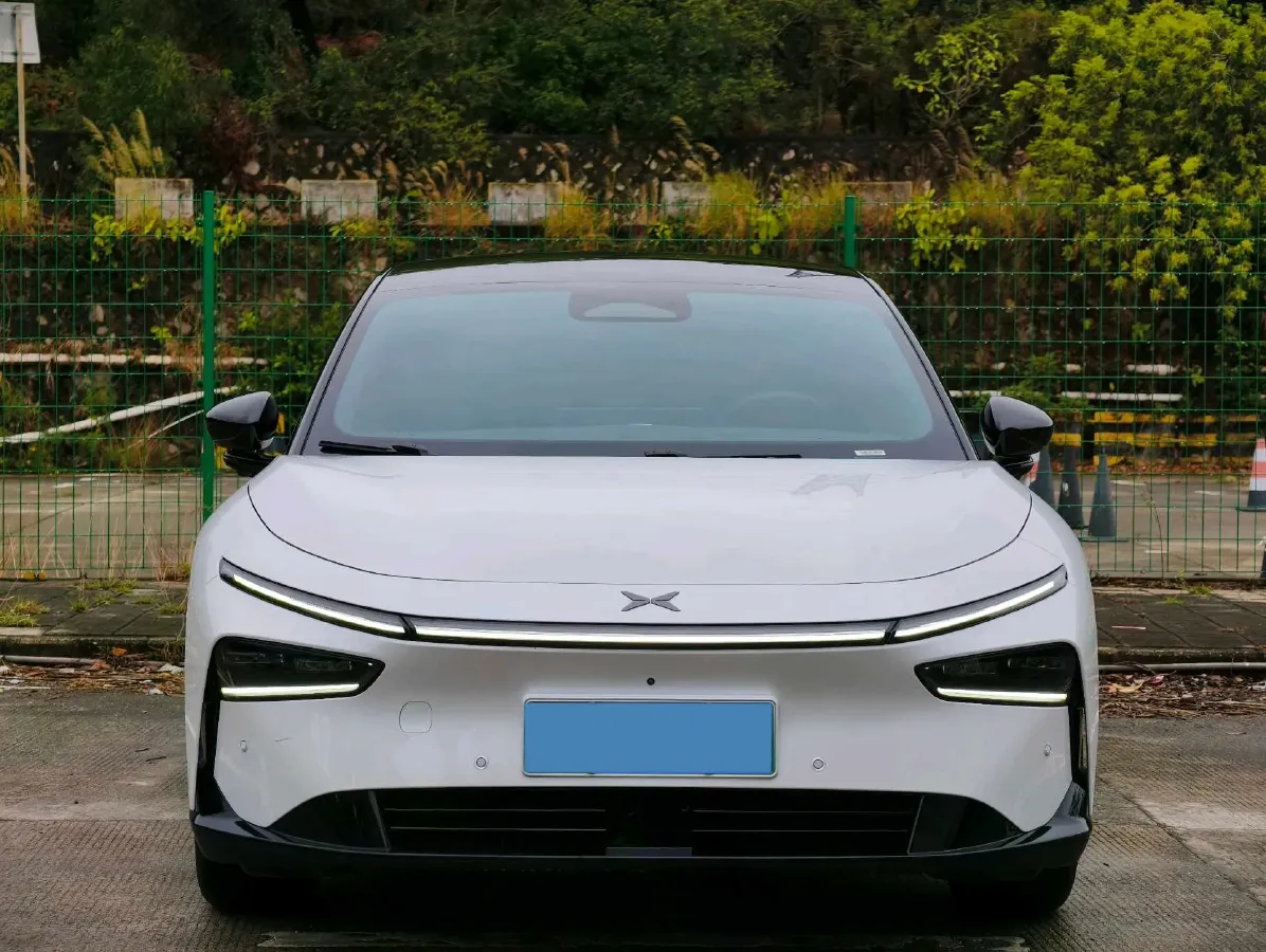 2024 Xpeng P7+ BEV 76.3KWH,autocango,china used car exporter,china ev exporter,chinese used car exporter,chinese used ev exporter