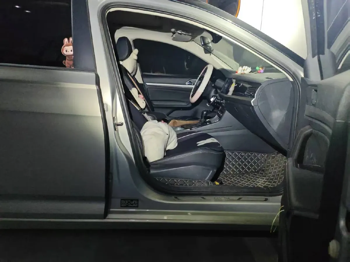 2021 Volkswagen Lavida 1.5L 113HP L4 6AT,autocango,china used car exporter,china ev exporter,chinese used car exporter,chinese used ev exporter