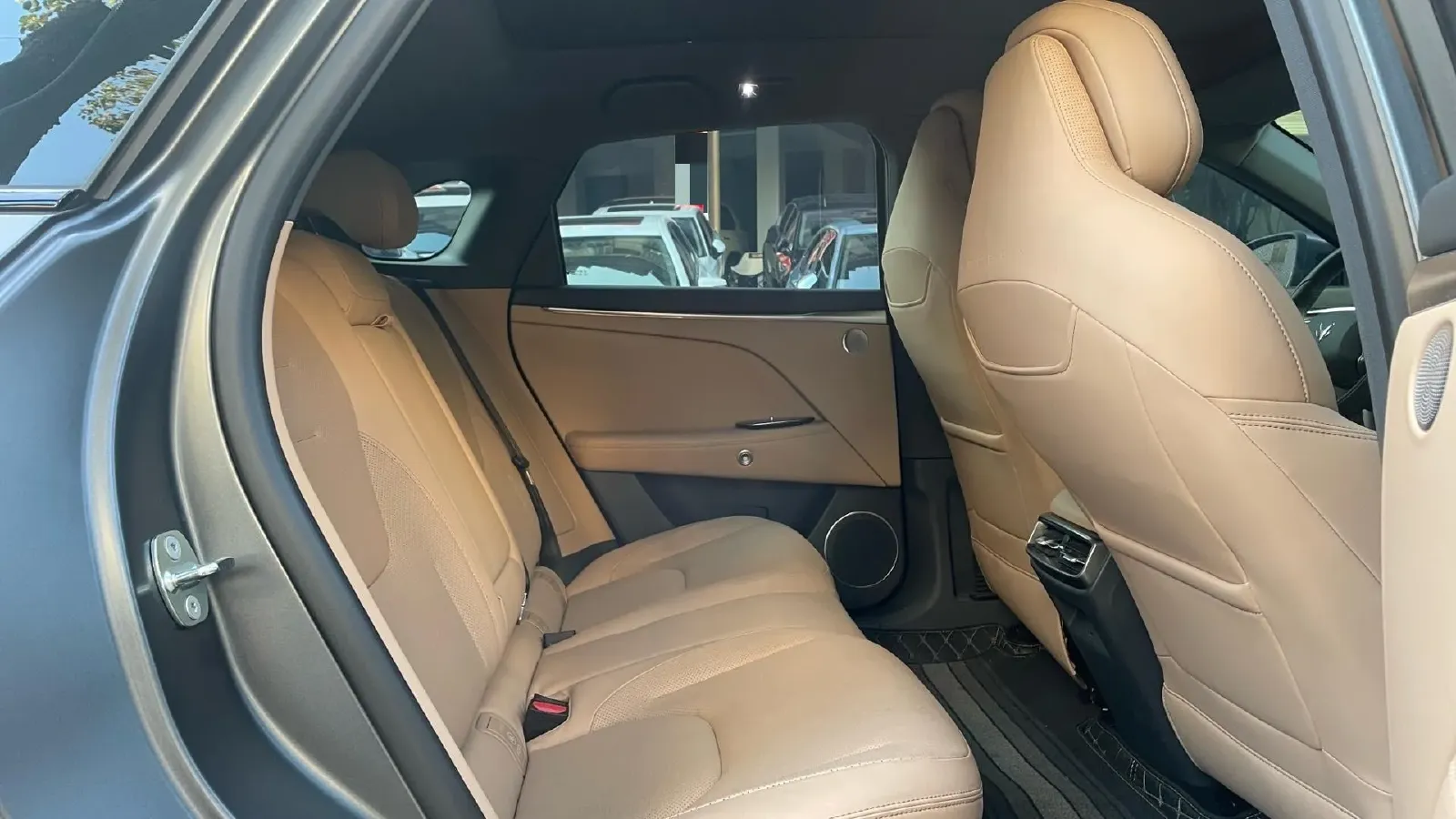 2025 Ford Ranger 2.3T 186HP L4 8AT,autocango,china used car exporter,china ev exporter,chinese used car exporter,chinese used ev exporter