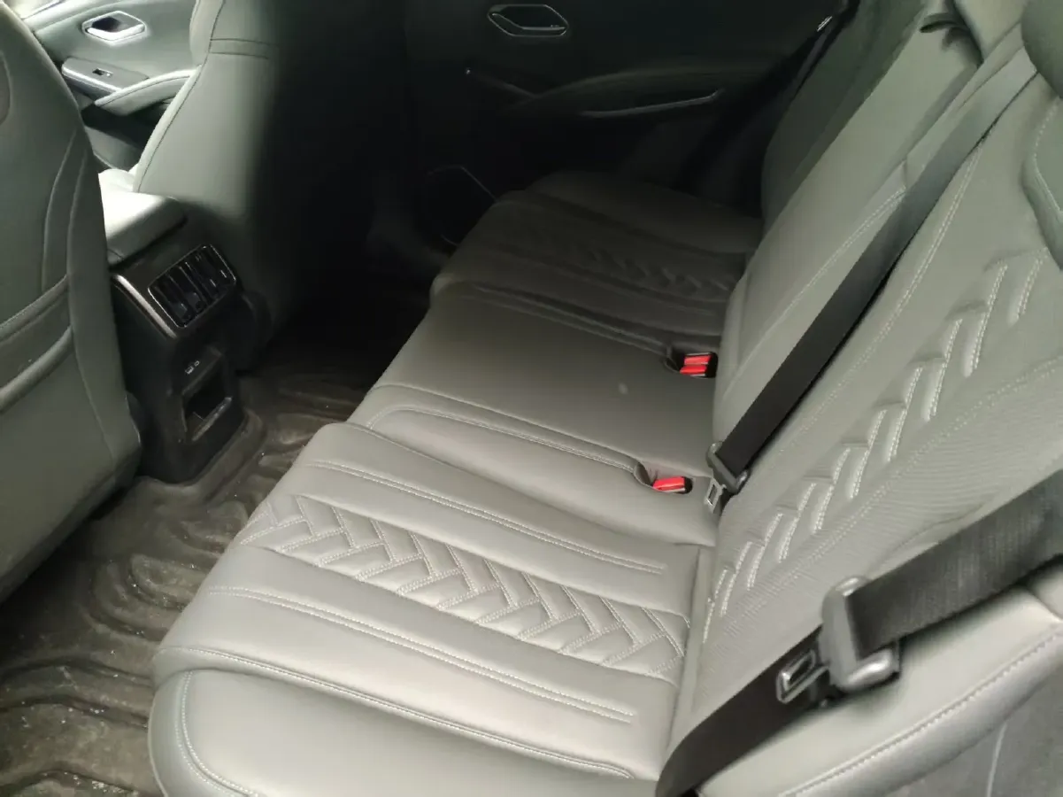 2025 BYD Song Pro 1.5L 101HP L4 E-CVT PHEV 18.3KWH,autocango,china used car exporter,china ev exporter,chinese used car exporter,chinese used ev exporter