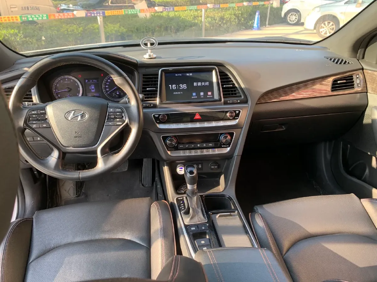 2018 Hyundai Sonata 1.6T 180HP L4 7DCT,autocango,china used car exporter,china ev exporter,chinese used car exporter,chinese used ev exporter