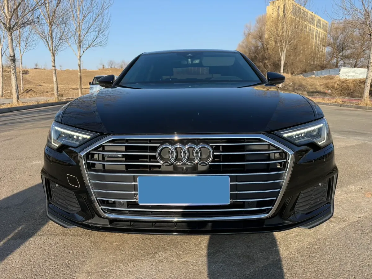 2019 Audi A6L 2.0T 224HP L4 7DCT,autocango,china used car exporter,china ev exporter,chinese used car exporter,chinese used ev exporter