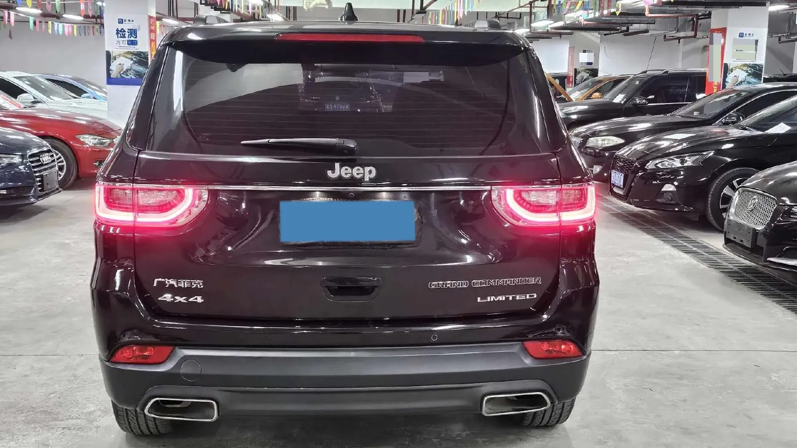 2018 Jeep Grand Commander 2.0T 265HP L4 9AT,autocango,china used car exporter,china ev exporter,chinese used car exporter,chinese used ev exporter