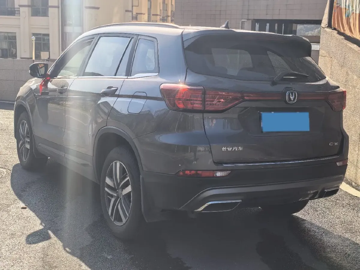 2024 ChangAn CS75 1.5T 188HP L4 7DCT,autocango,china used car exporter,china ev exporter,chinese used car exporter,chinese used ev exporter