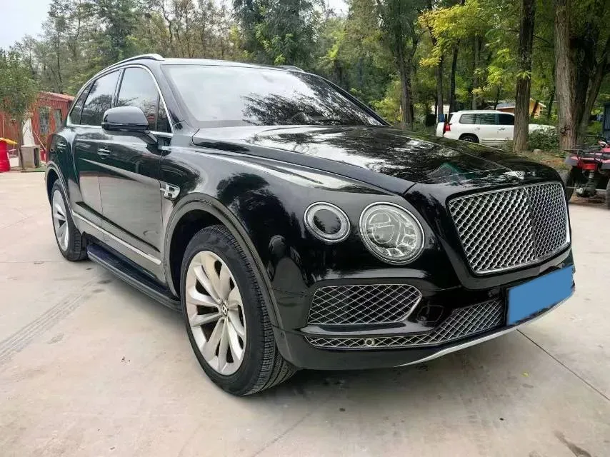 2018 Bentley Bentayga 4.0T 550HP V8 8AT,autocango,china used car exporter,china ev exporter,chinese used car exporter,chinese used ev exporter