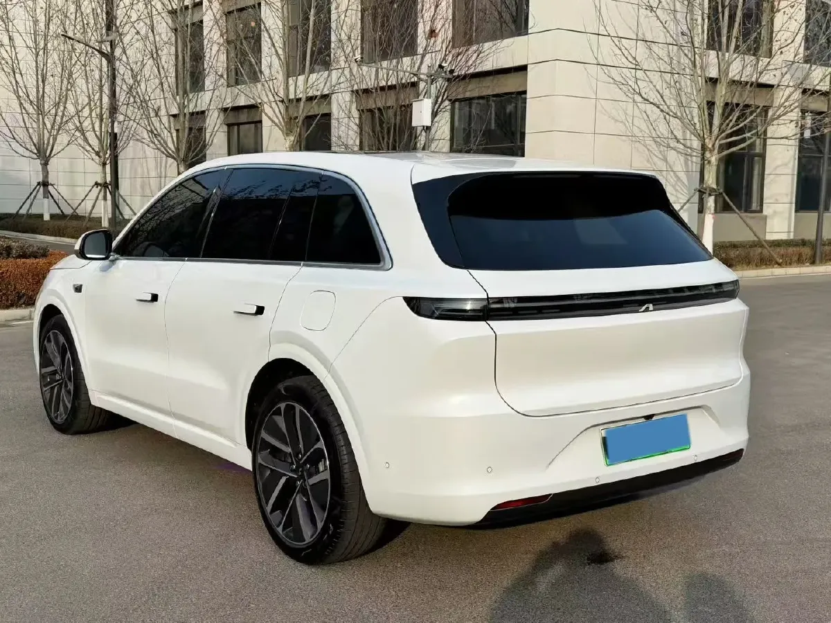 2024 Li L6 Range Extended 154HP L4 REEV 36.8KWH,autocango,china used car exporter,china ev exporter,chinese used car exporter,chinese used ev exporter