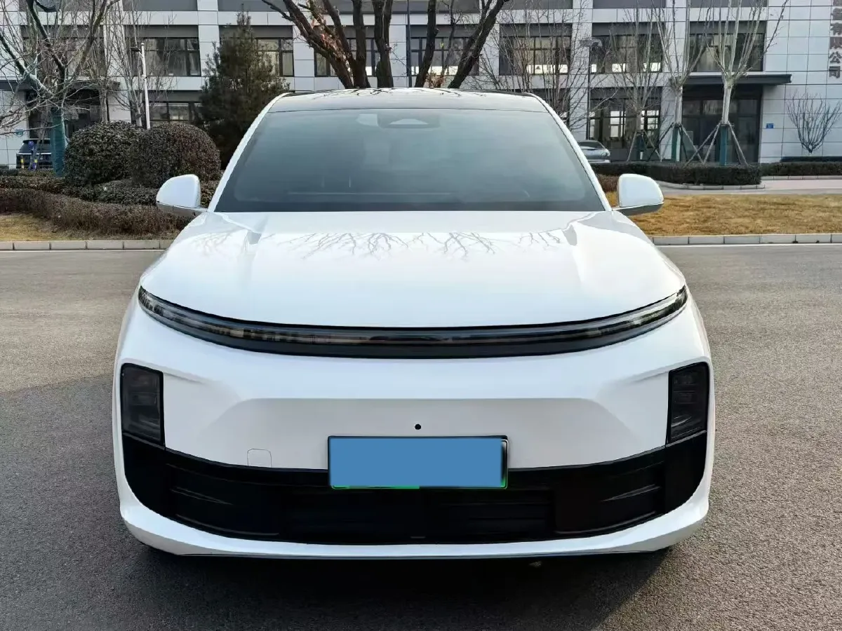 2024 Li L6 Range Extended 154HP L4 REEV 36.8KWH,autocango,china used car exporter,china ev exporter,chinese used car exporter,chinese used ev exporter