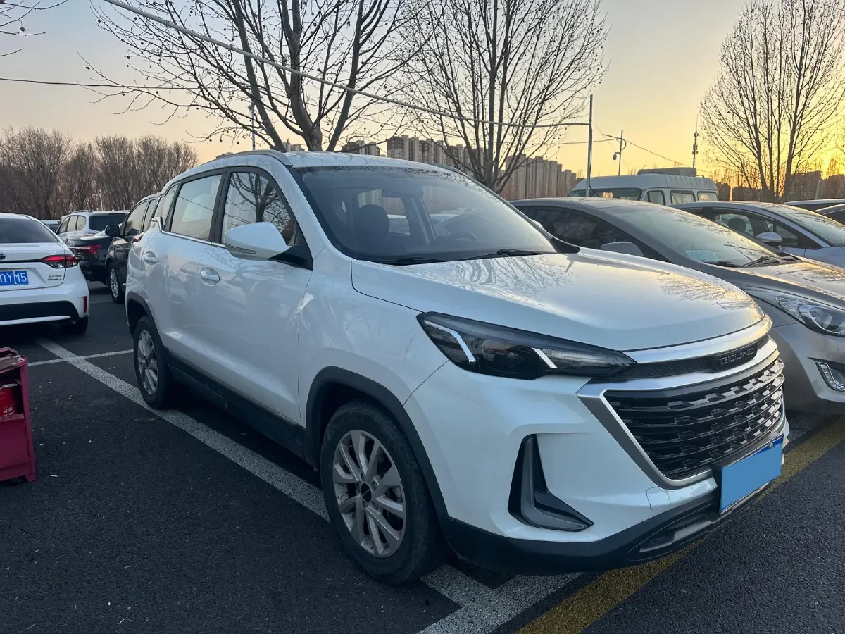 2019 BeiJing Auto X3 1.5T 150HP L4 CVT,autocango,china used car exporter,china ev exporter,chinese used car exporter,chinese used ev exporter