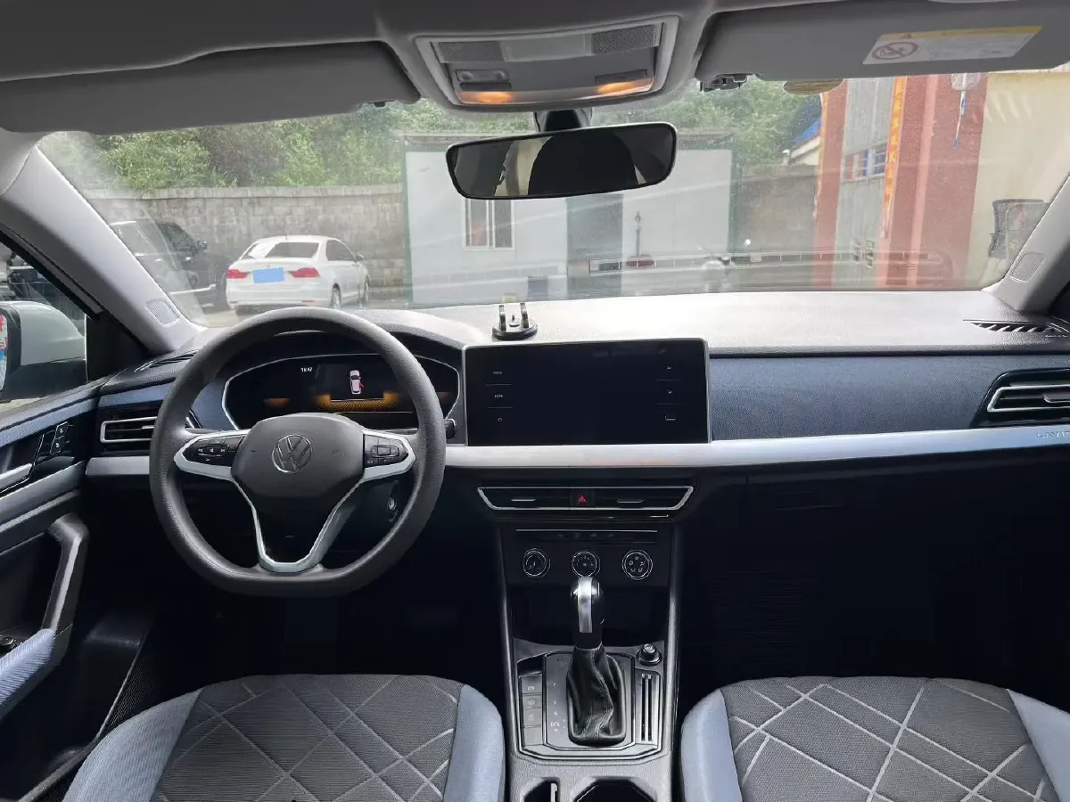 2023 Volkswagen Lavida 1.5L 113HP L4 6AT,autocango,china used car exporter,china ev exporter,chinese used car exporter,chinese used ev exporter