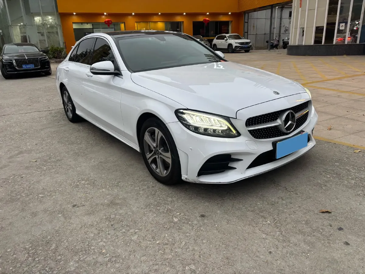 2021 Mercedes-Benz C Class 1.5T 184HP L4 9AT,autocango,china used car exporter,china ev exporter,chinese used car exporter,chinese used ev exporter
