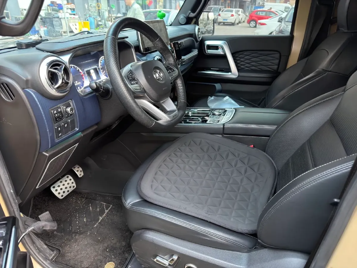 2019 Beijing BJ40 2.3T 231HP L4 6AT,autocango,china used car exporter,china ev exporter,chinese used car exporter,chinese used ev exporter