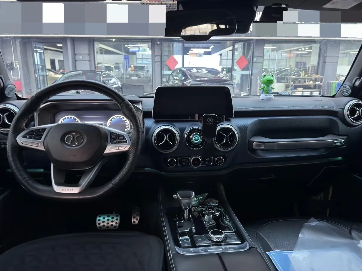 2019 Beijing BJ40 2.3T 231HP L4 6AT,autocango,china used car exporter,china ev exporter,chinese used car exporter,chinese used ev exporter