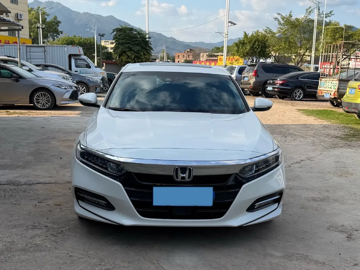 2018 Honda Accord 2.0L 146HP L4 E-CVT Hybrid,autocango,china used car exporter,china ev exporter,chinese used car exporter,chinese used ev exporter