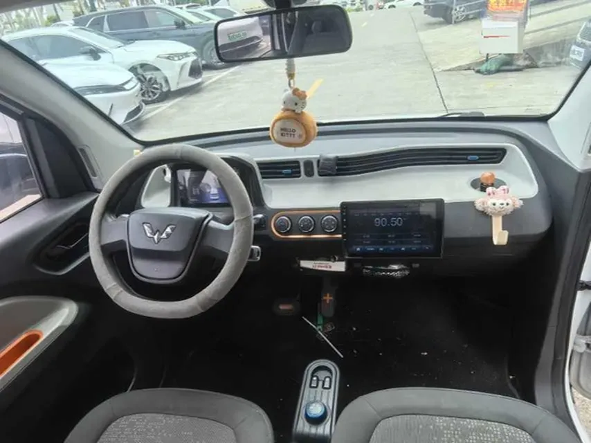 2020 WuLing HongGuang MINI EV BEV 13.8KWH,autocango,china used car exporter,china ev exporter,chinese used car exporter,chinese used ev exporter