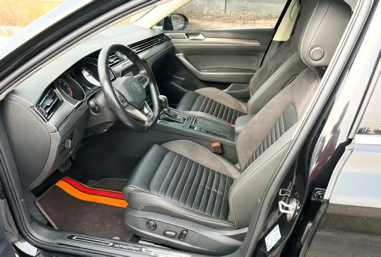 2020 Volkswagen Magotan 2.0T 186HP L4 7DCT,autocango,china used car exporter,china ev exporter,chinese used car exporter,chinese used ev exporter