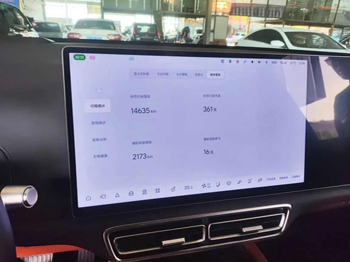 2025 Li L6 Range Extended 154HP L4 REEV,autocango,china used car exporter,china ev exporter,chinese used car exporter,chinese used ev exporter