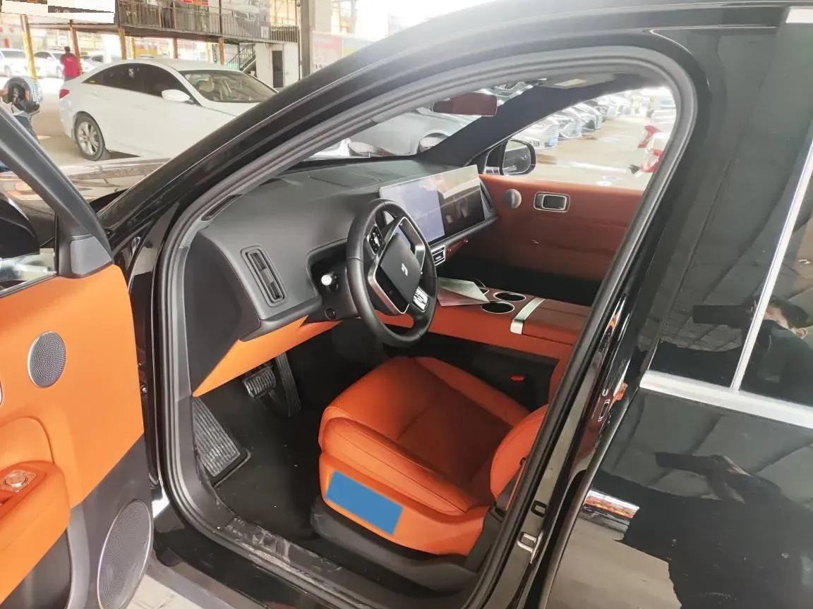 2025 Li L6 Range Extended 154HP L4 REEV,autocango,china used car exporter,china ev exporter,chinese used car exporter,chinese used ev exporter