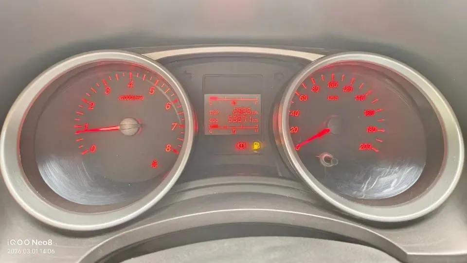 2021 WuLing RongGuang New Truck 1.5L 99HP L4 5MT,autocango,china used car exporter,china ev exporter,chinese used car exporter,chinese used ev exporter