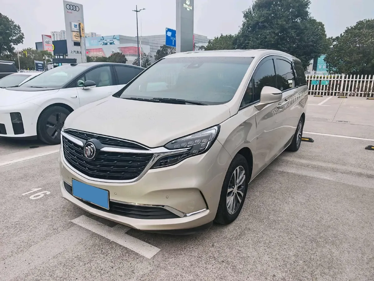 2021 Buick GL8 2.0T 237HP L4 9AT,autocango,china used car exporter,china ev exporter,chinese used car exporter,chinese used ev exporter