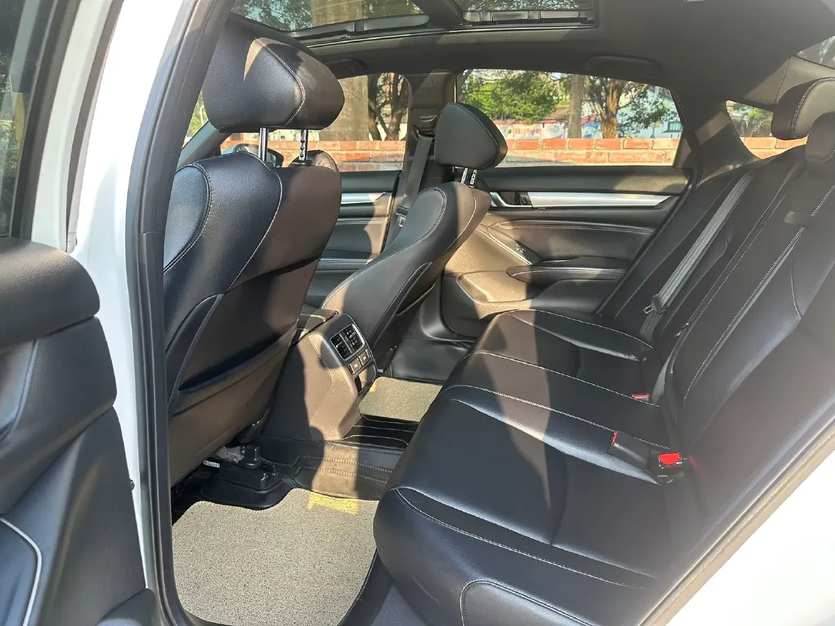 2022 Honda Inspire 1.5T 194HP L4 CVT,autocango,china used car exporter,china ev exporter,chinese used car exporter,chinese used ev exporter