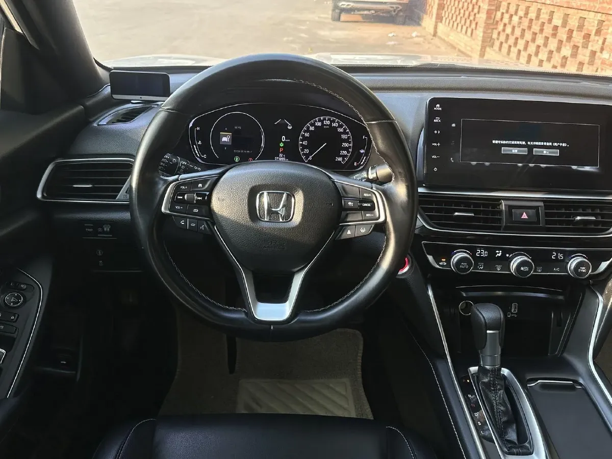 2022 Honda Inspire 1.5T 194HP L4 CVT,autocango,china used car exporter,china ev exporter,chinese used car exporter,chinese used ev exporter