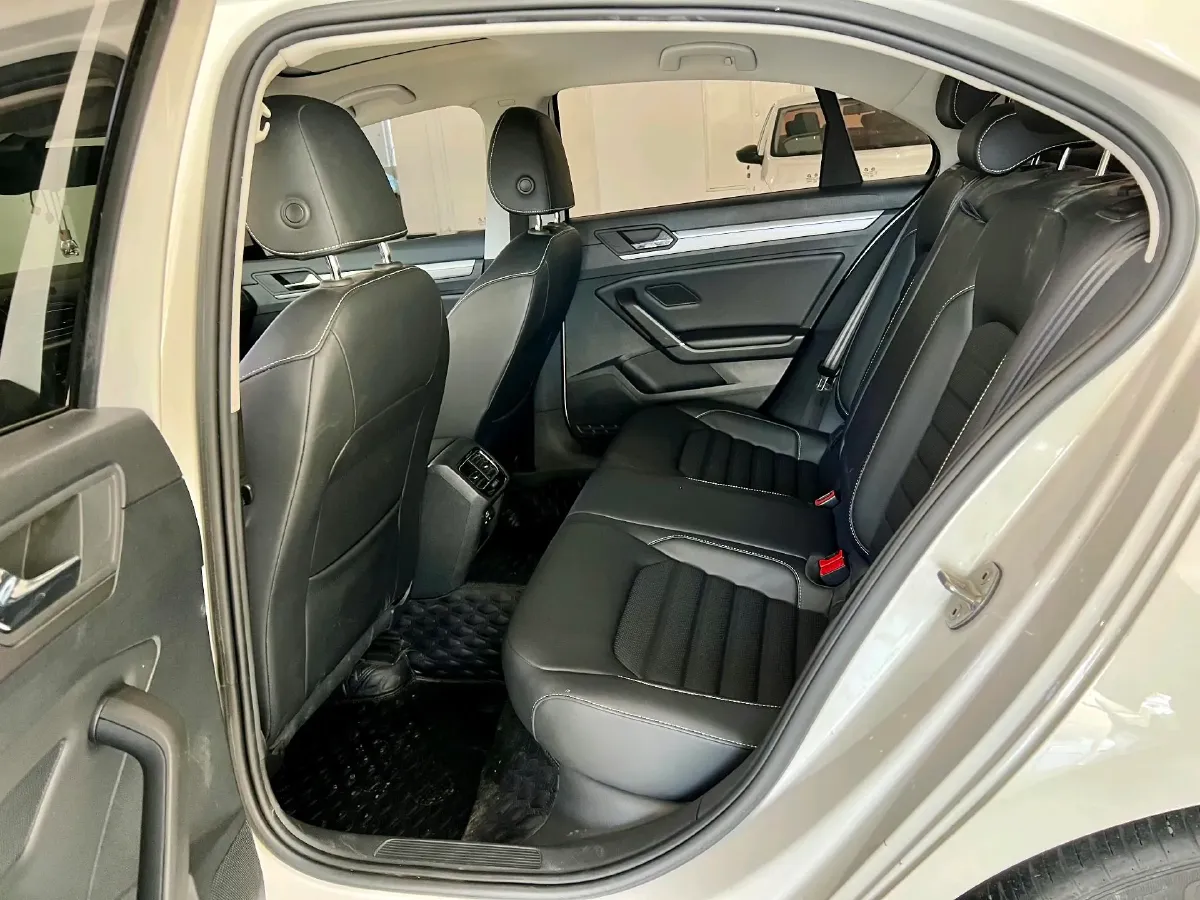 2021 Volkswagen Lamando 1.4T 150HP L4 7DCT,autocango,china used car exporter,china ev exporter,chinese used car exporter,chinese used ev exporter