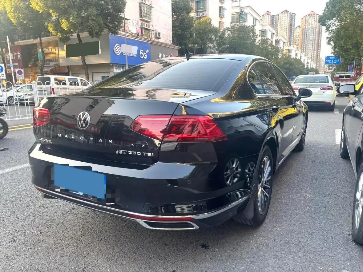 2020 Volkswagen Magotan 2.0T 186HP L4 7DCT,autocango,china used car exporter,china ev exporter,chinese used car exporter,chinese used ev exporter
