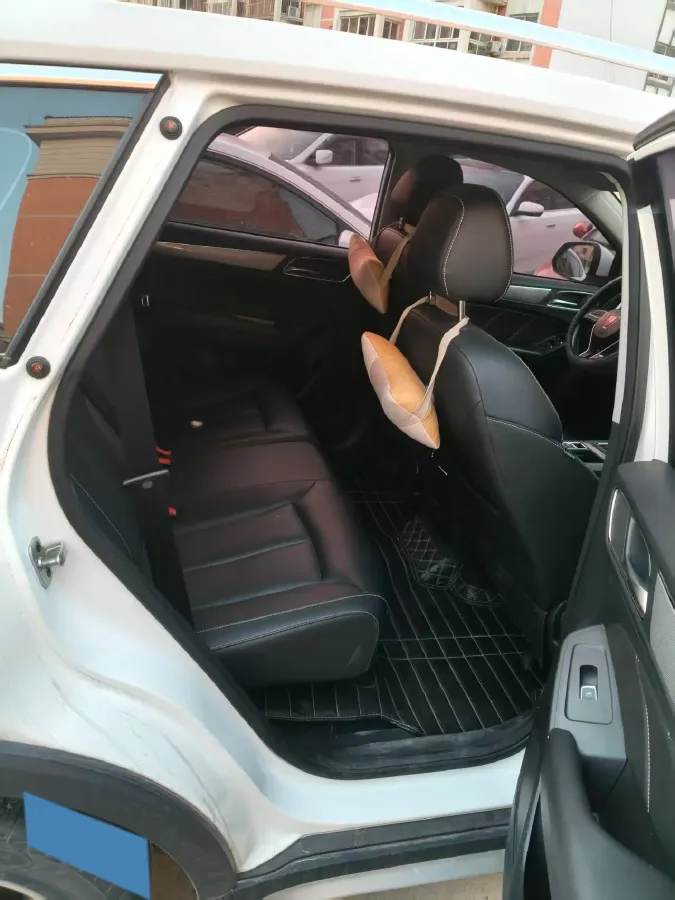 2020 Roewe i6 1.5T 169HP L4 7DCT,autocango,china used car exporter,china ev exporter,chinese used car exporter,chinese used ev exporter