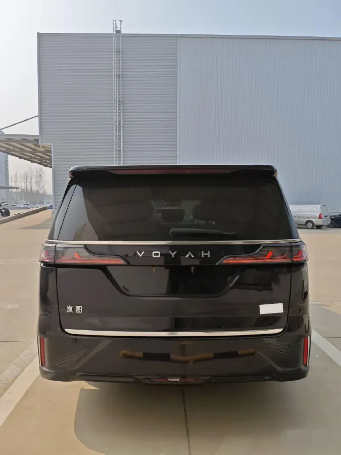 2022 Voyah Dream 1.5T 136HP L4 PHEV 25.57KWH,autocango,china used car exporter,china ev exporter,chinese used car exporter,chinese used ev exporter
