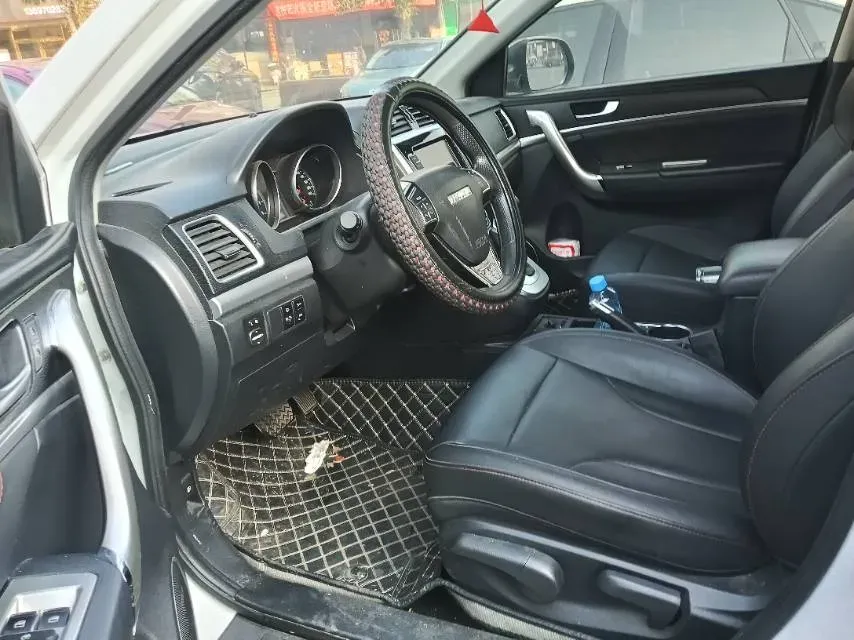 2019 Haval M6 1.5T 150HP L4 7DCT,autocango,china used car exporter,china ev exporter,chinese used car exporter,chinese used ev exporter