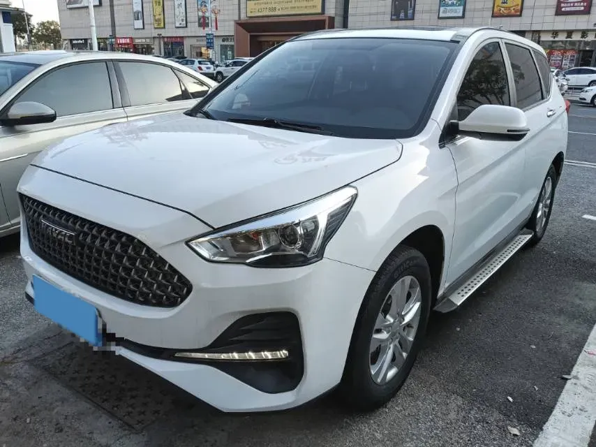 2019 Haval M6 1.5T 150HP L4 7DCT,autocango,china used car exporter,china ev exporter,chinese used car exporter,chinese used ev exporter