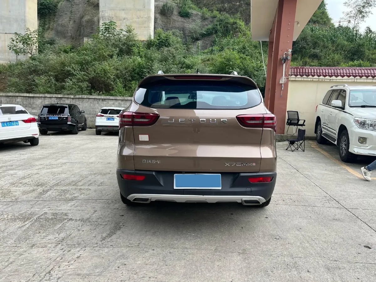 2020 Jetour X70M 1.5T 156HP L4 6MT,autocango,china used car exporter,china ev exporter,chinese used car exporter,chinese used ev exporter