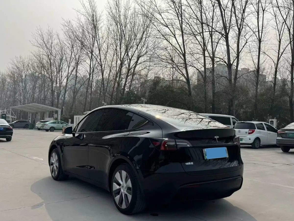 2022 Tesla Model Y BEV 60KWH,autocango,china used car exporter,china ev exporter,chinese used car exporter,chinese used ev exporter