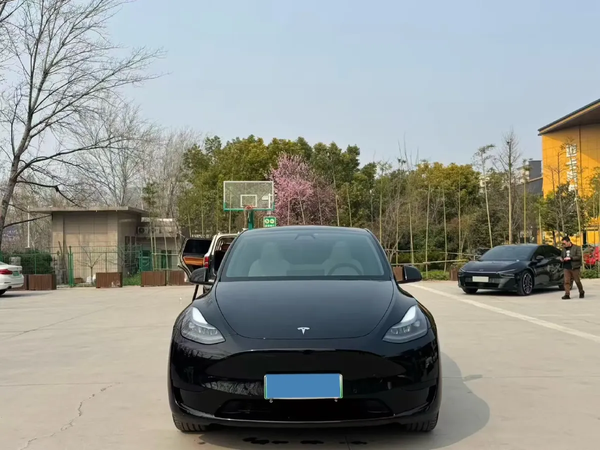 2022 Tesla Model Y BEV 60KWH,autocango,china used car exporter,china ev exporter,chinese used car exporter,chinese used ev exporter